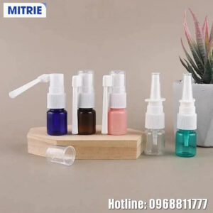 Chai nhựa PET đựng dược phẩm dạng nước với vòi xịt