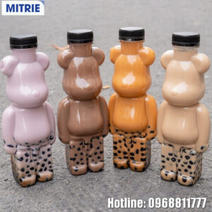 Chai nhựa PET hình chú gấu Bearbrick-1