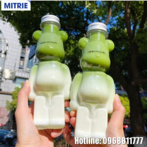 Chai nhựa PET hình chú gấu Bearbrick-1