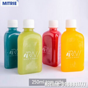 Chai nhựa trong tam giác 250ml đựng đồ uống