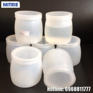 Hũ đựng sữa chua màu trắng mờ